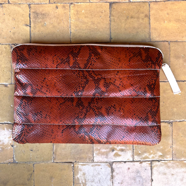 PRINTED LEATHER LAPTOP