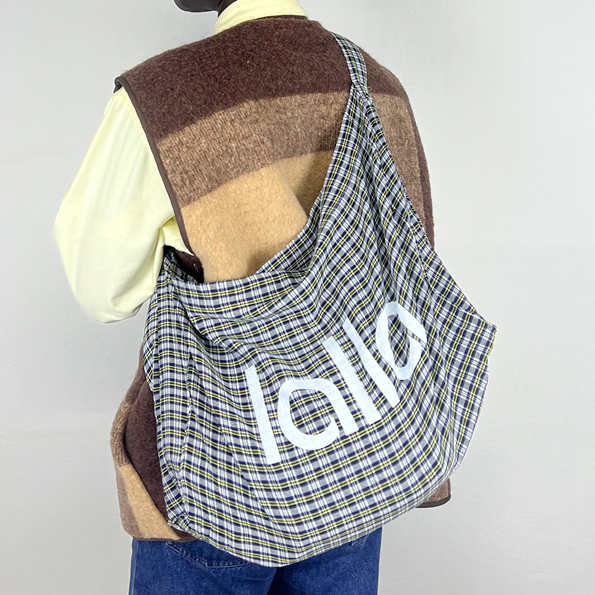 LARGE TARTAN TOTE BAG