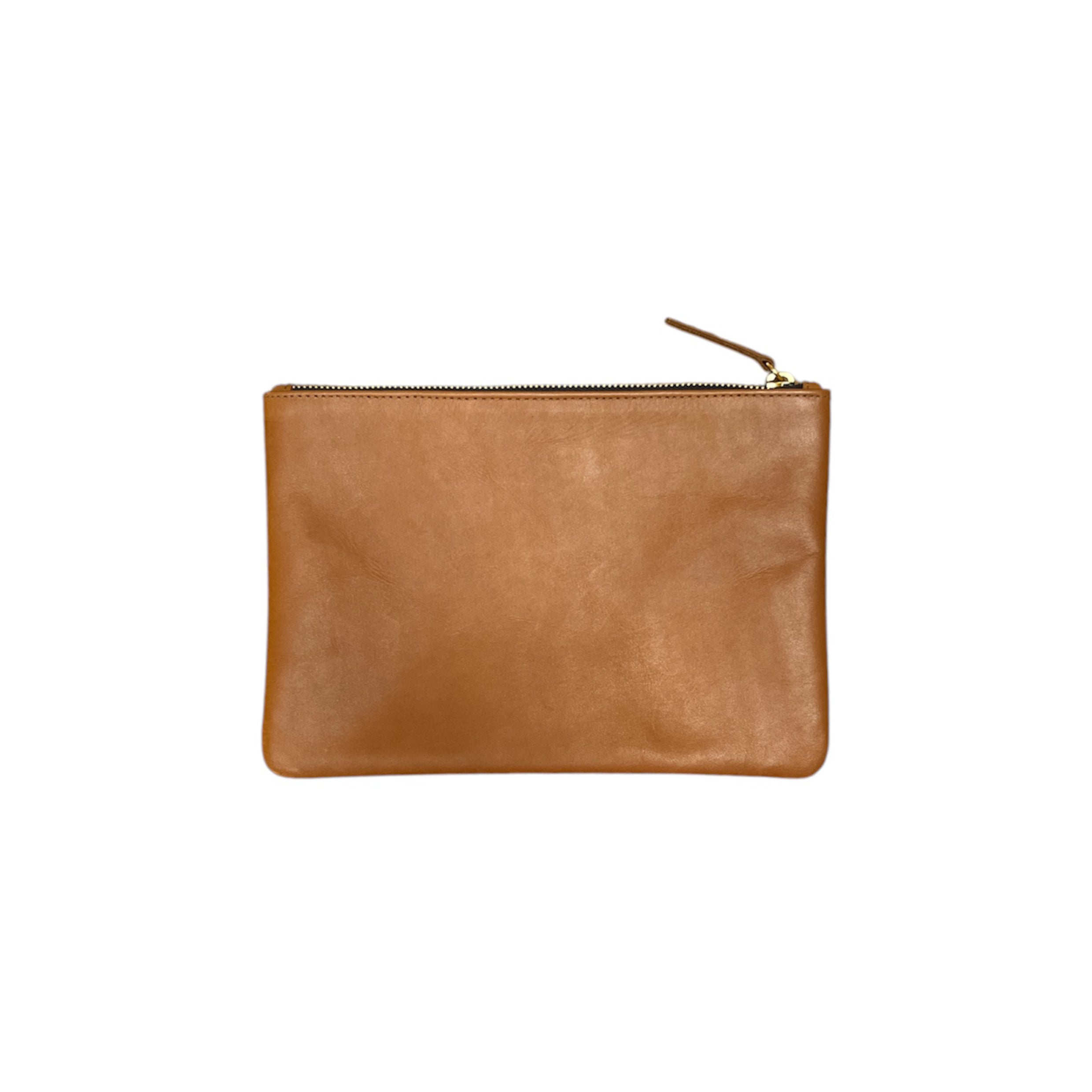 LEATHER OUI CLUTCH