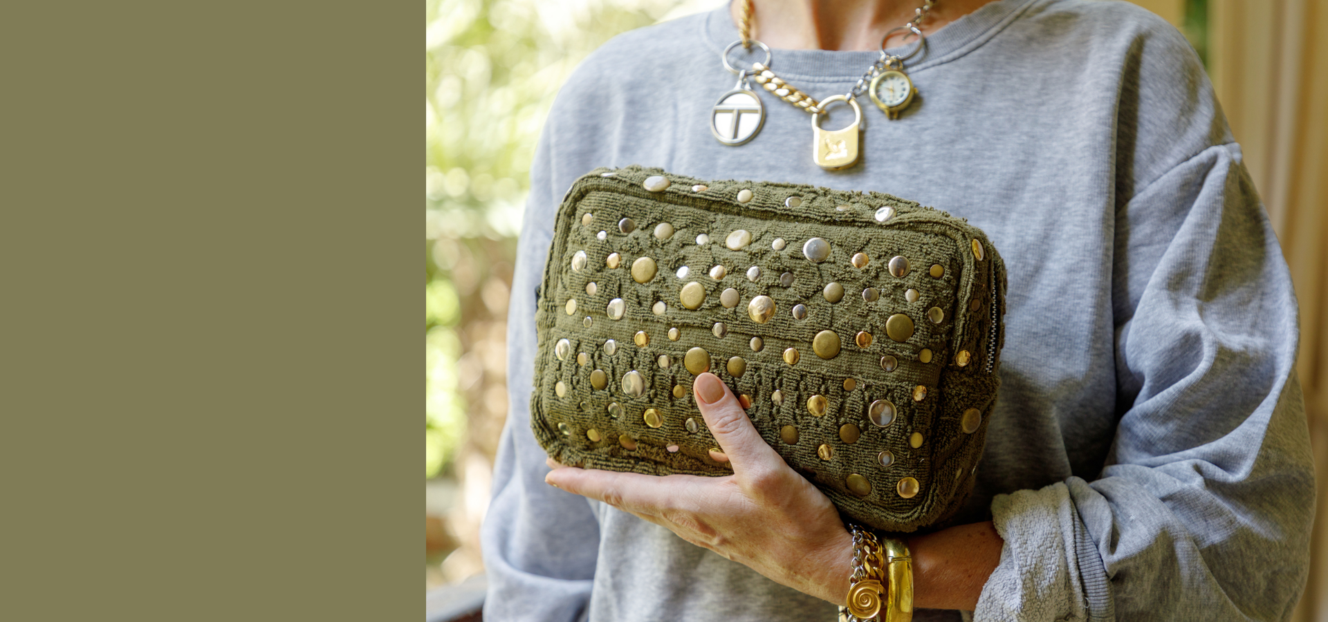 slider image 16083625557e6e6a59-1