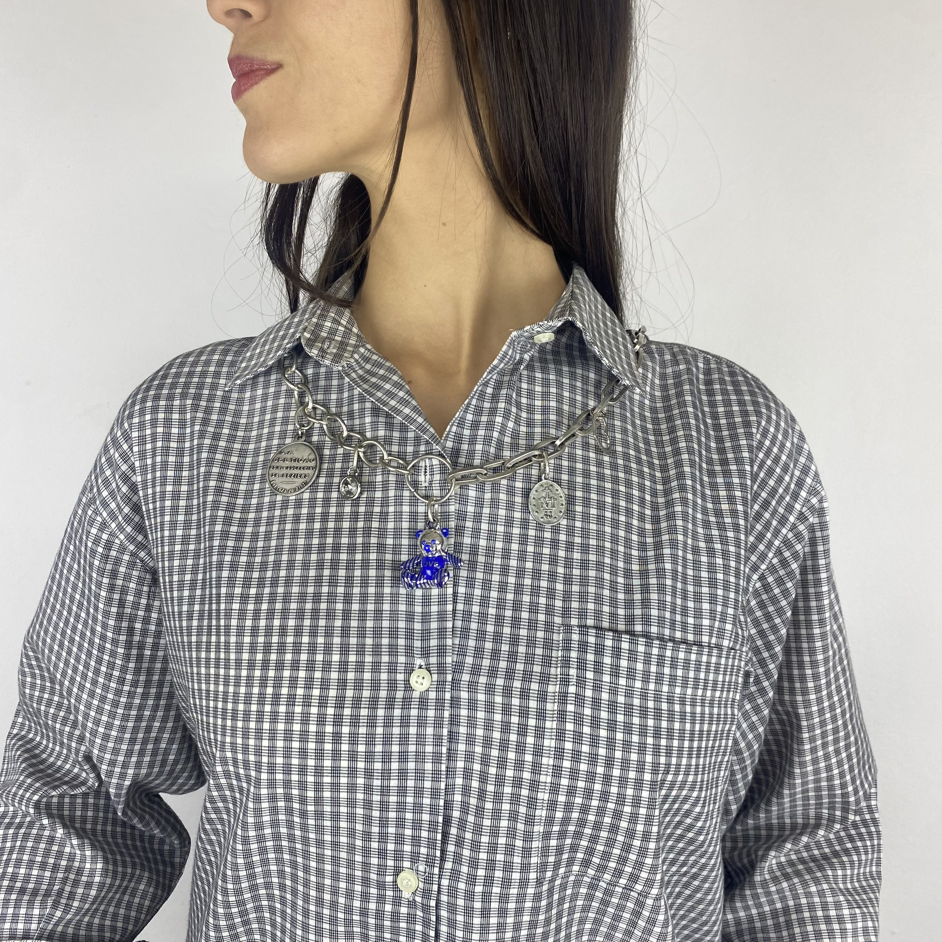 SOMETHING IS COOKING collier